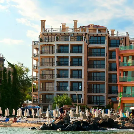 Dolphin Coast Apartman